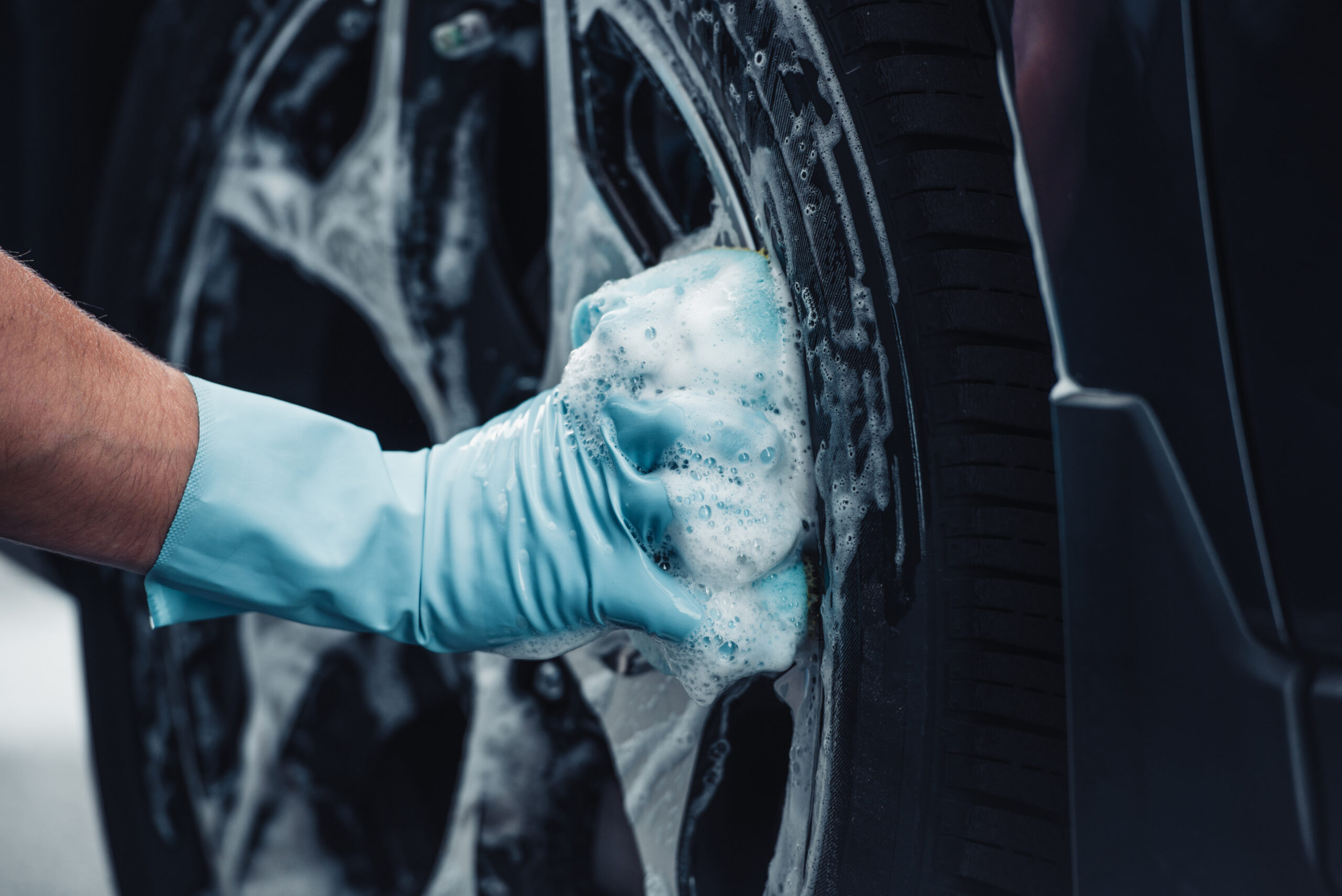 Wheel and rim deep cleaning